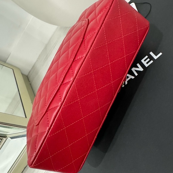 Chanel small classic Handbag - Picture 5 of 11